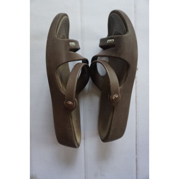 Crocs Women's Patricia Wedge Sandals in Brown - Size 8 - Picture 5 of 13